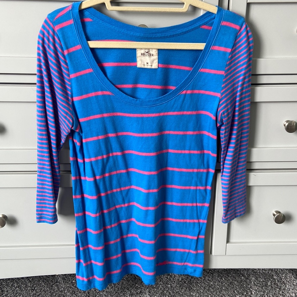 Hollister Blue & Pink Striped Quarter Length